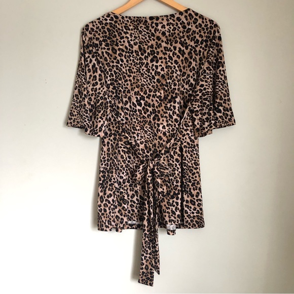 Nina Leonard Leopard Print Short Sleeve Cutout Tie-back Blouse Size XL - Picture 2 of 10